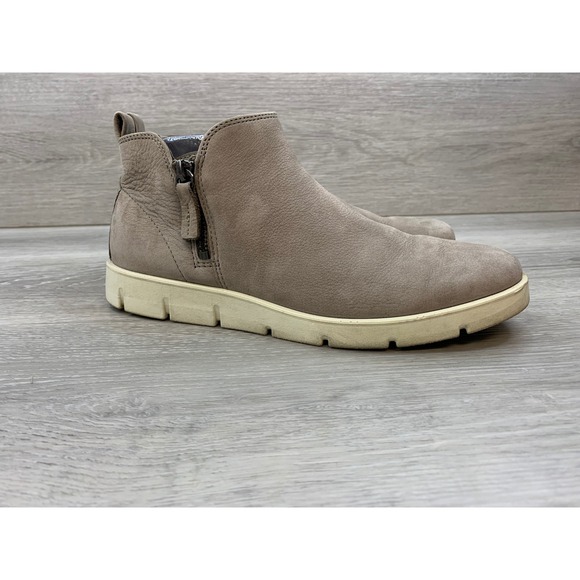 Ecco Shoes - ECCO Soft 7 Tred Women's Sneakers Taupe Nubuck Leather 8 Zip Ankle Boots